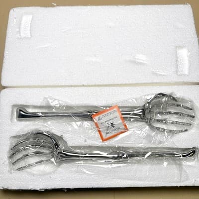 New in Box Department 56 Arm/hand Skeleton Salad Server Tongs Halloween 12" - Thumbnail 2