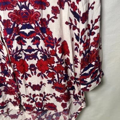 Lucky Brand Red and White Floral Button Front Top Size XS - Thumbnail 4