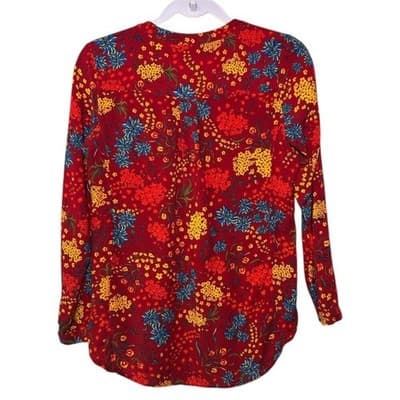 Anthropologie Maeve red floral pintuck button-front blouse Size Small - Thumbnail 3