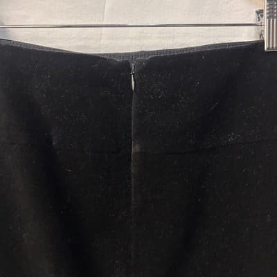 Ann Taylor Black Velvet Pencil Skirt Size 10 Dark Academia - Thumbnail 4