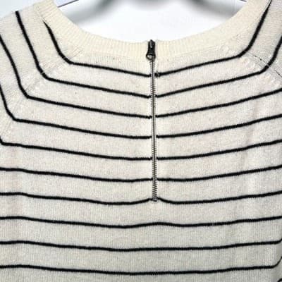 Halogen 100% Cashmere Cream & Black-Striped Sweater - Thumbnail 4