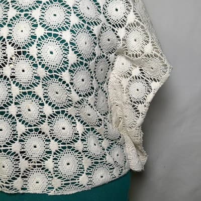 Elan Cream Flutter Sleeve Lace Crochet Bohemian Top Medium - Thumbnail 7
