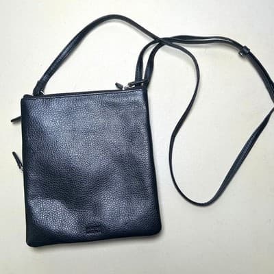 Giani Bernini Black Triple-Zip Pebble Leather Dasher Crossbody bag - Thumbnail 2