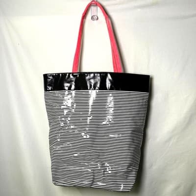 Victoria's Secret Black & White Vinyl-Coated Y2K Tote Bag - Thumbnail 4