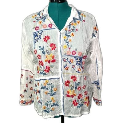 Johnny Was Zodea Almeria White Embroidered Button Front Top PL - Thumbnail 2
