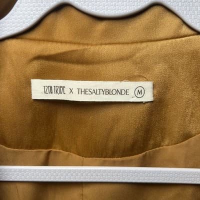 satin-finish single-button oversized gold color blazer medium - Thumbnail 2