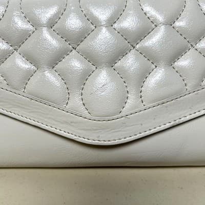 Hobo International Meryl Wallet Wristlet Clutch taupe quilted patent leather - Thumbnail 2
