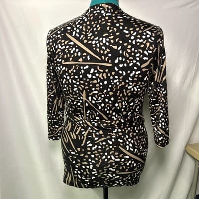 Banana Republic Issa Collection Animal Print Wrap Top Medium - Thumbnail 5