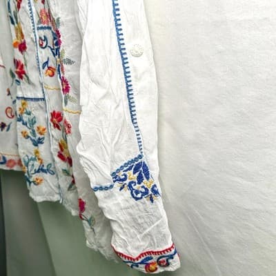 Johnny Was Zodea Almeria White Embroidered Button Front Top PL - Thumbnail 9