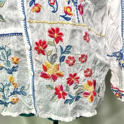Johnny Was Zodea Almeria White Embroidered Button Front Top PL - Thumbnail 6