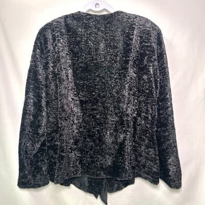 Earth Connected Woman black crushed velvet button-up belted blazer 22W - Thumbnail 5