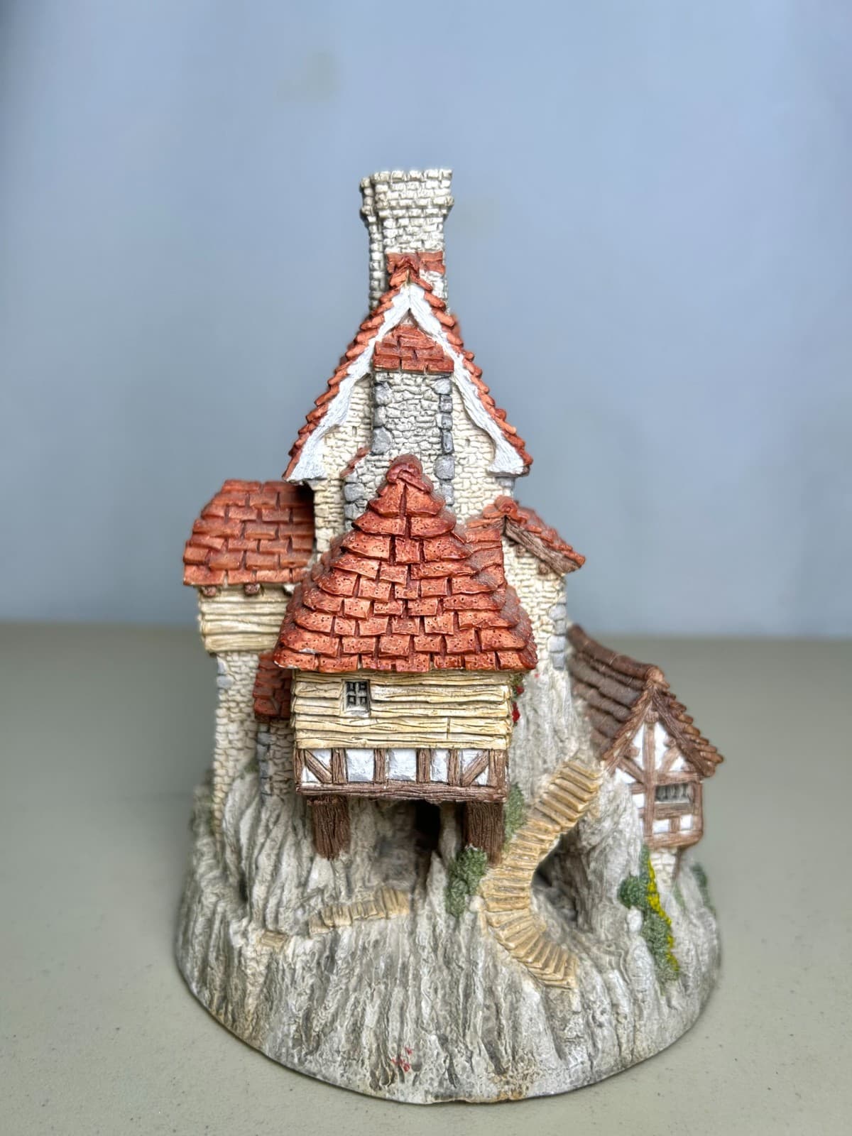 Vintage 1988 David Winter Cottages House On Top Handpainted Figurine - Thumbnail 4