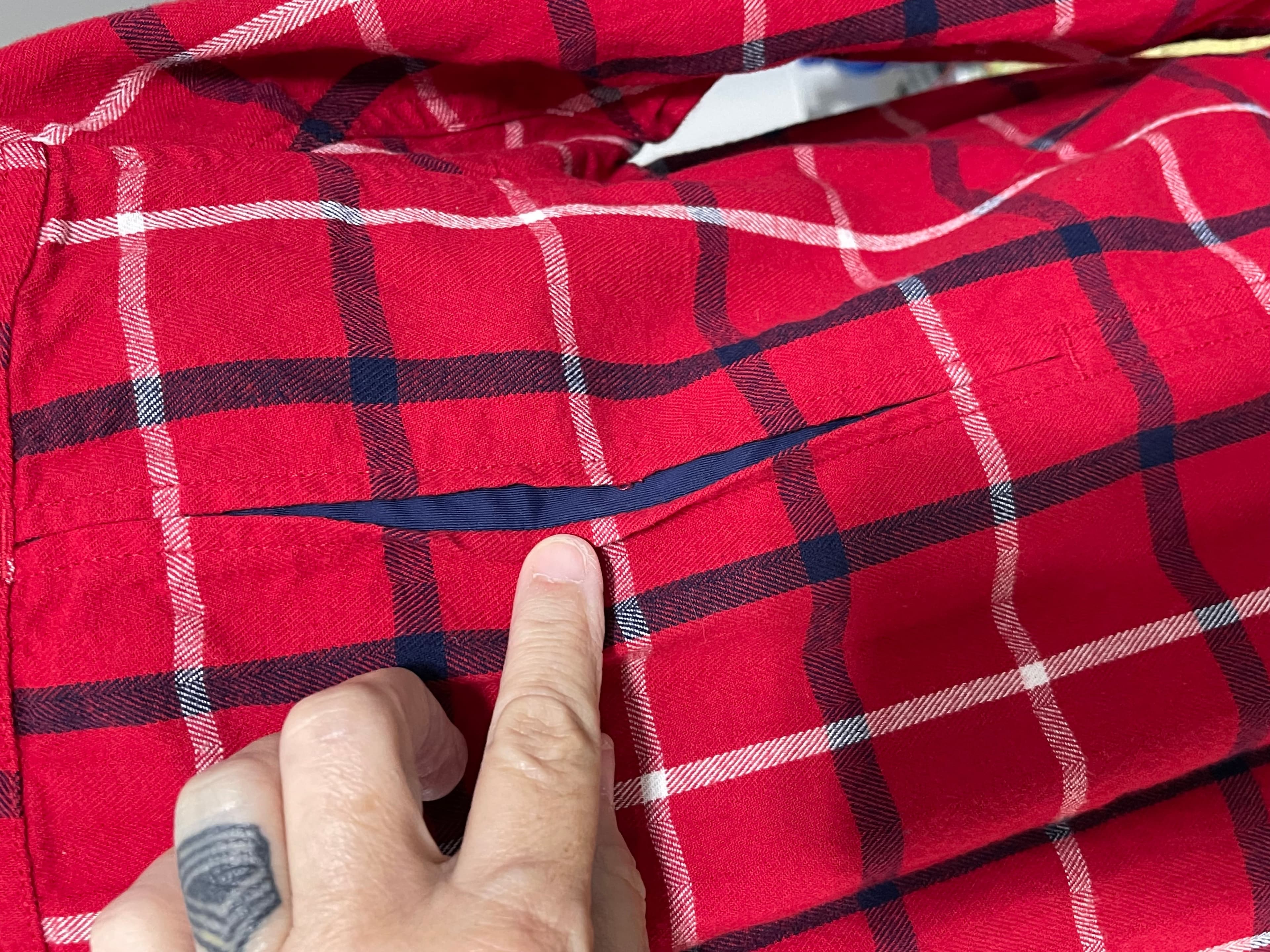 Duluth Reading Co Men’s Red Plaid Flannel Button Down Shirt - Thumbnail 8