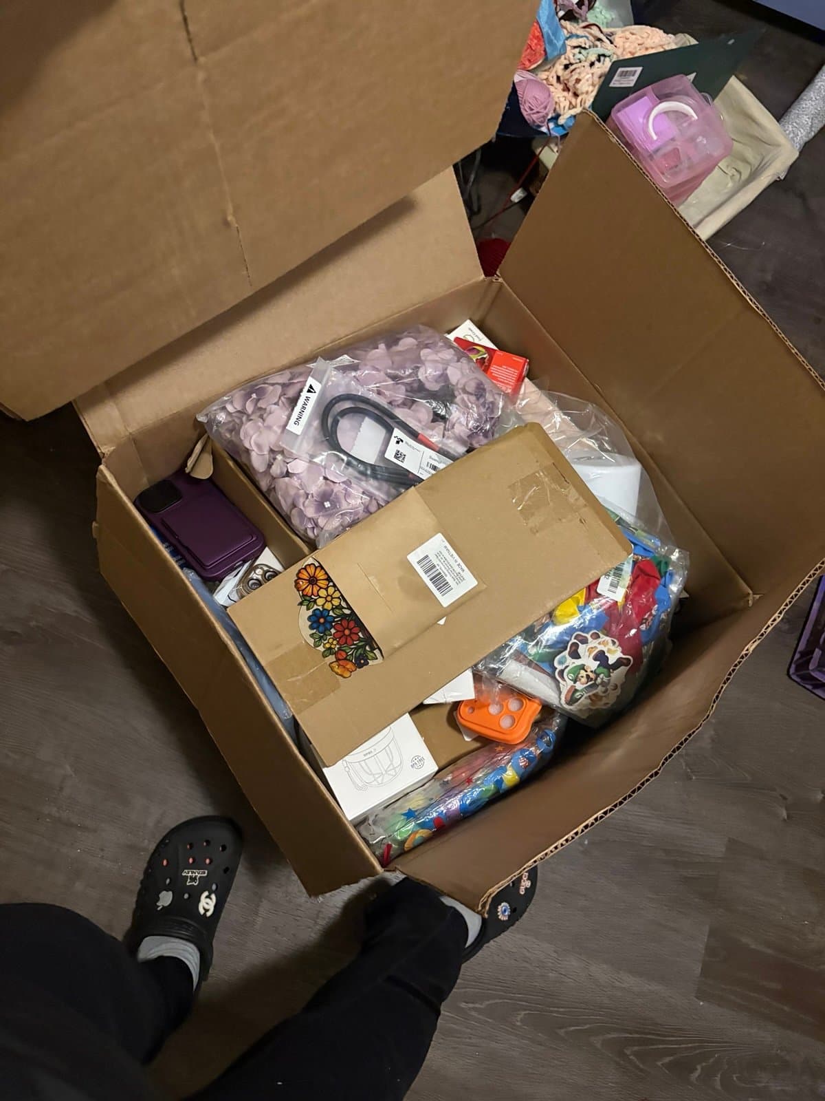 Coffin box (mystery Amazon)