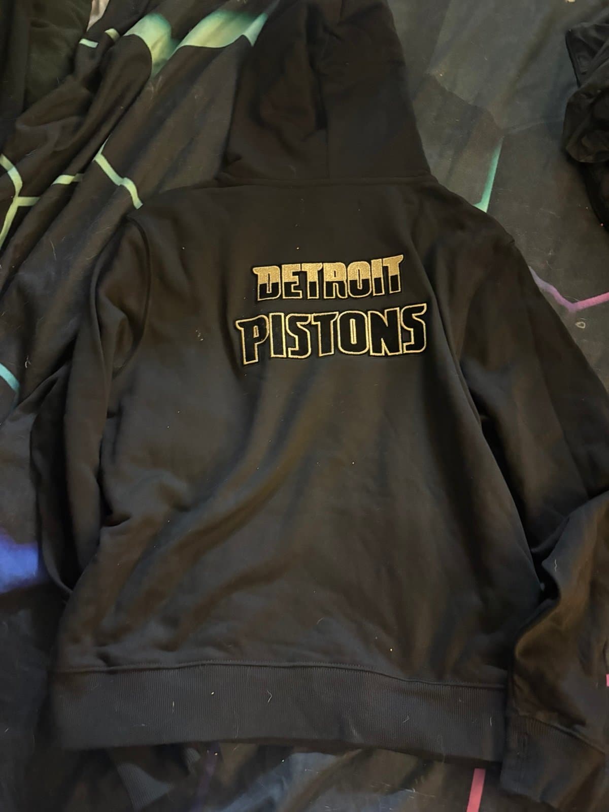 Detroit pistons HOODIE (NEW) - Thumbnail 2