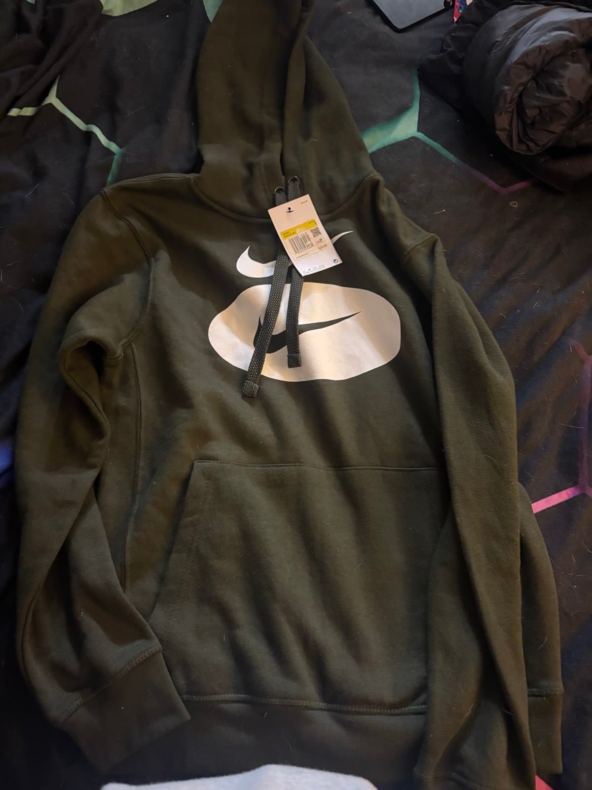 NIKE HOODIE (NEW)