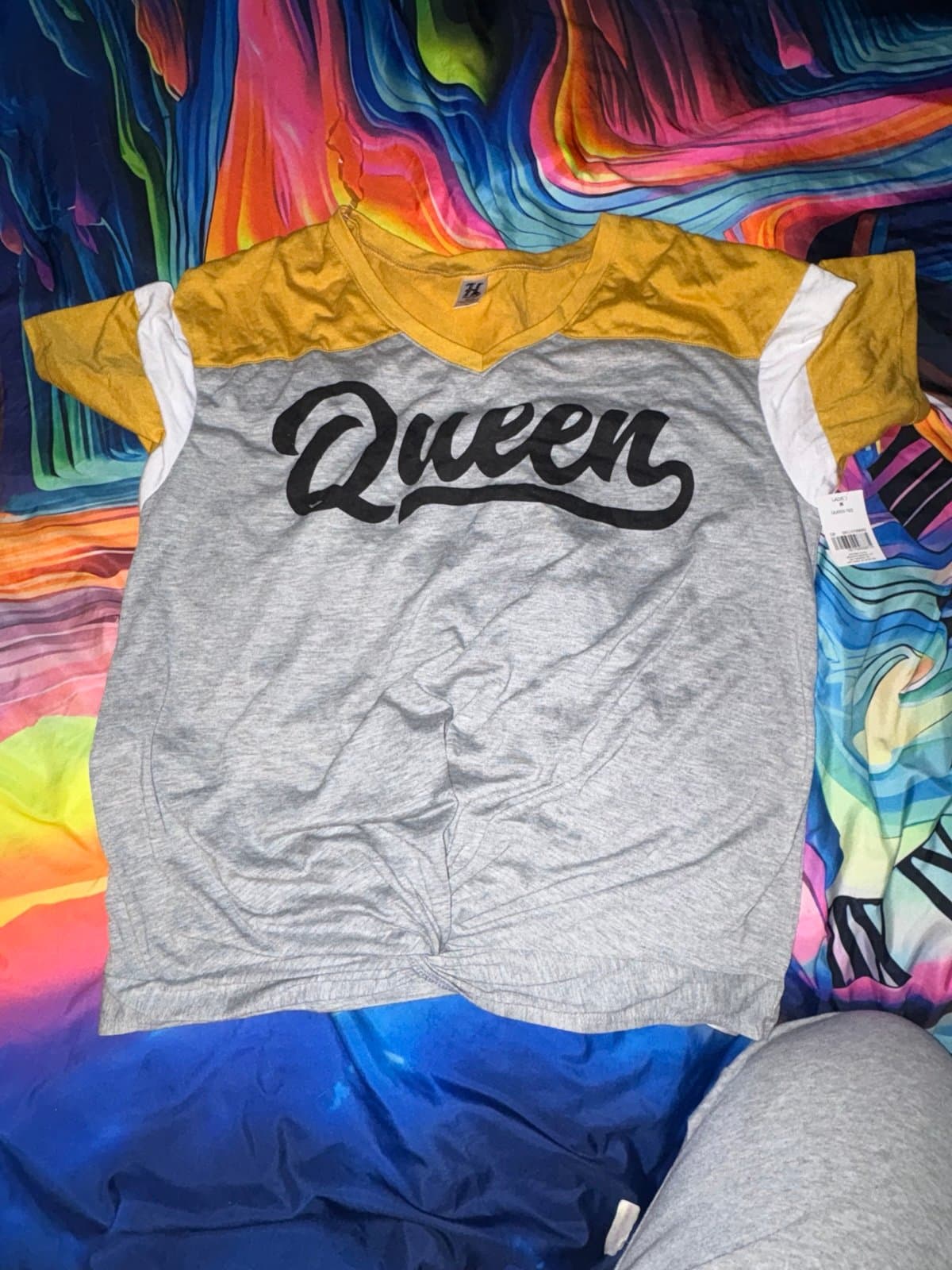 2X queen shirt