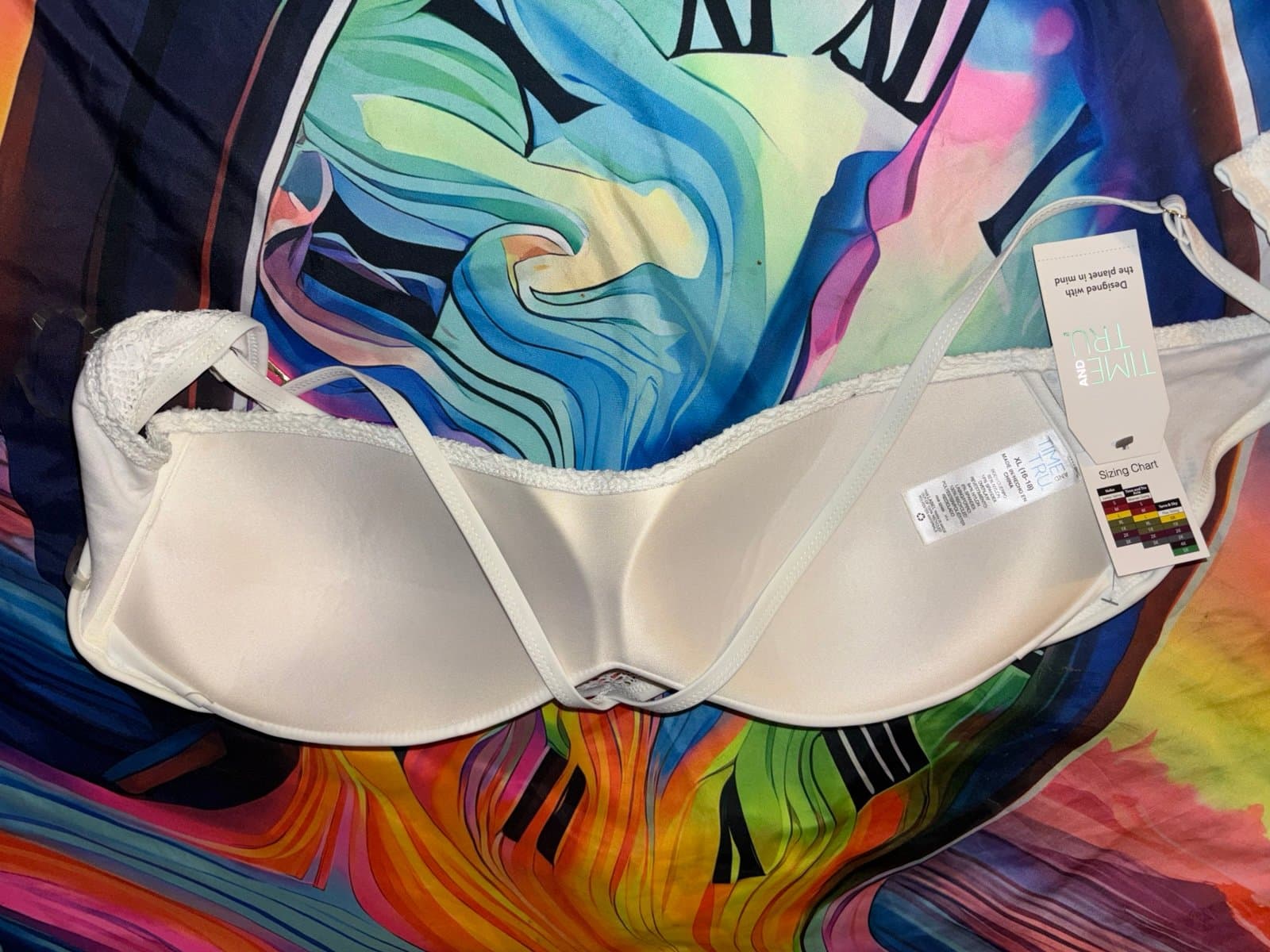 Woman’s bathing suit top - Thumbnail 3