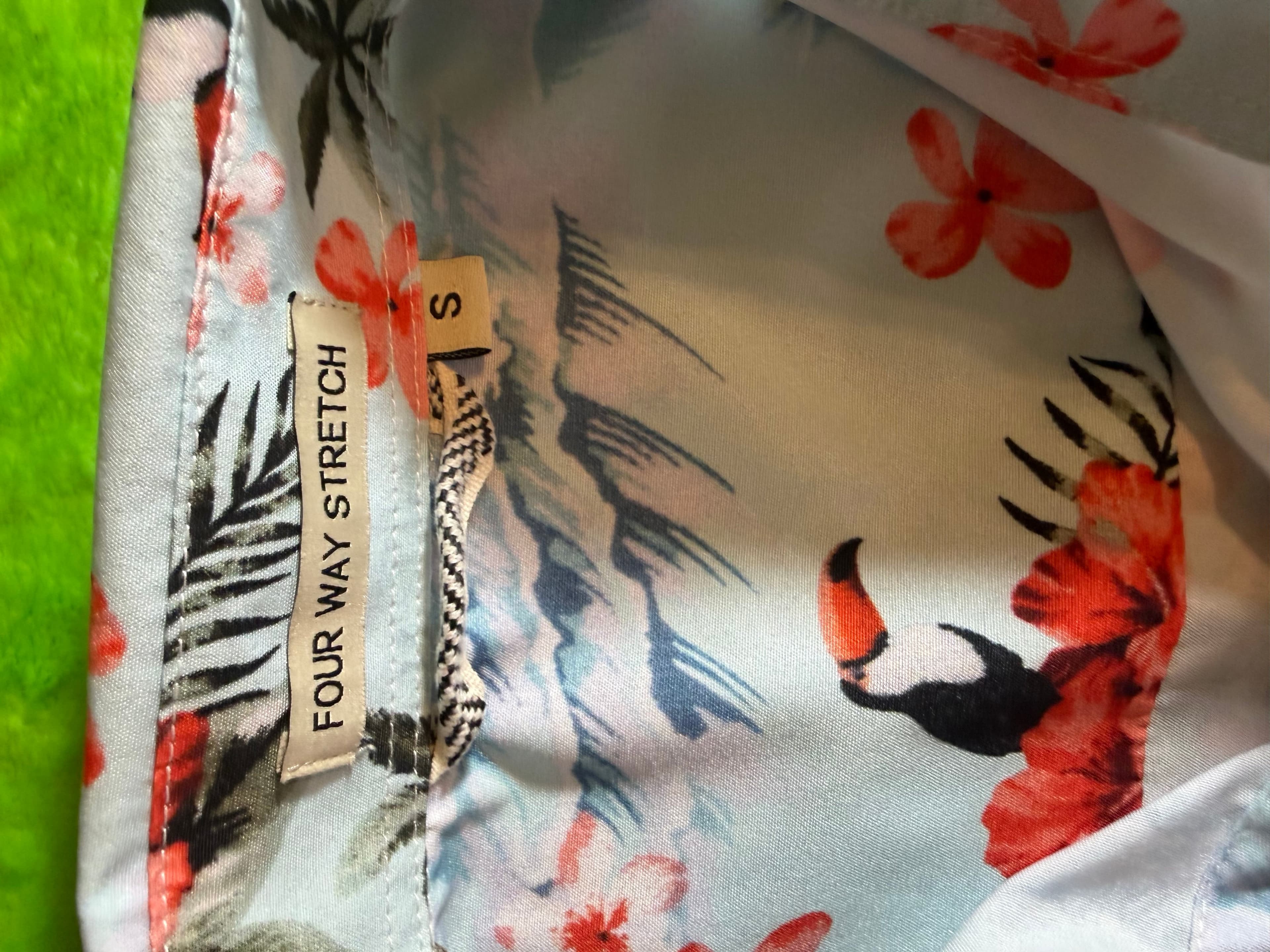 Four Way Stretch Tropical Hawaiian SS Shirt Mens Sz S Toucan Floral - Thumbnail 3