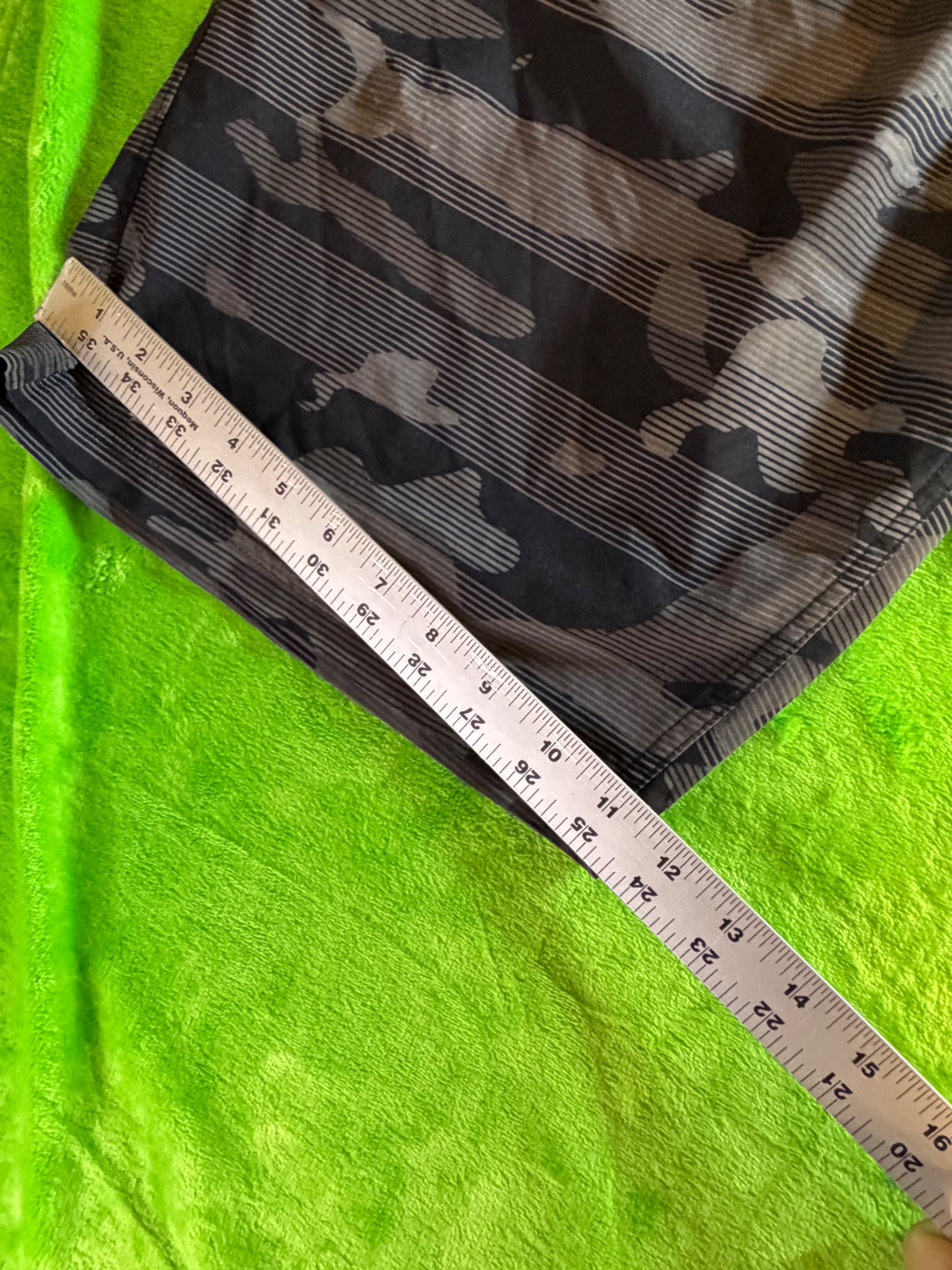 Oakley Camo Stripe Hybrid Shorts Mens Sz 40 Black Gray - Thumbnail 8