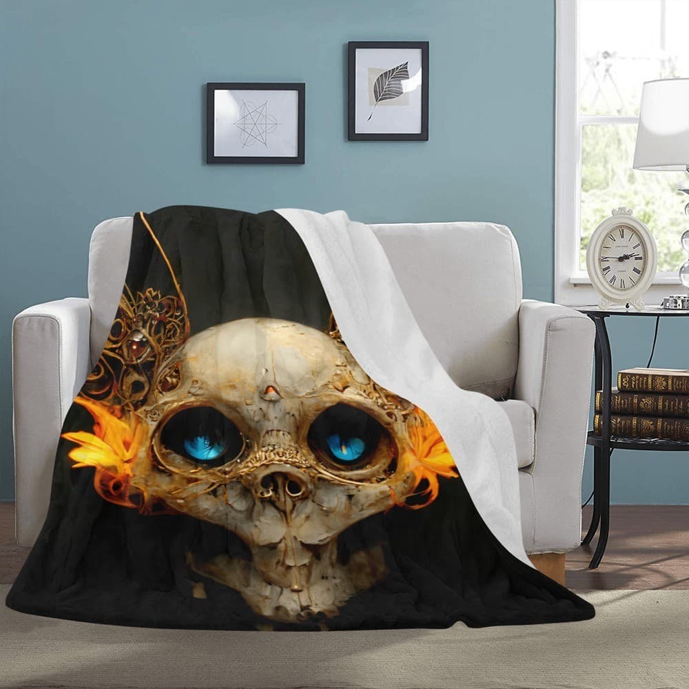 Fantasy Skull Fleece Blanket 60x80 – Gothic Cozy Throw Gift with Blue Eyes & Win