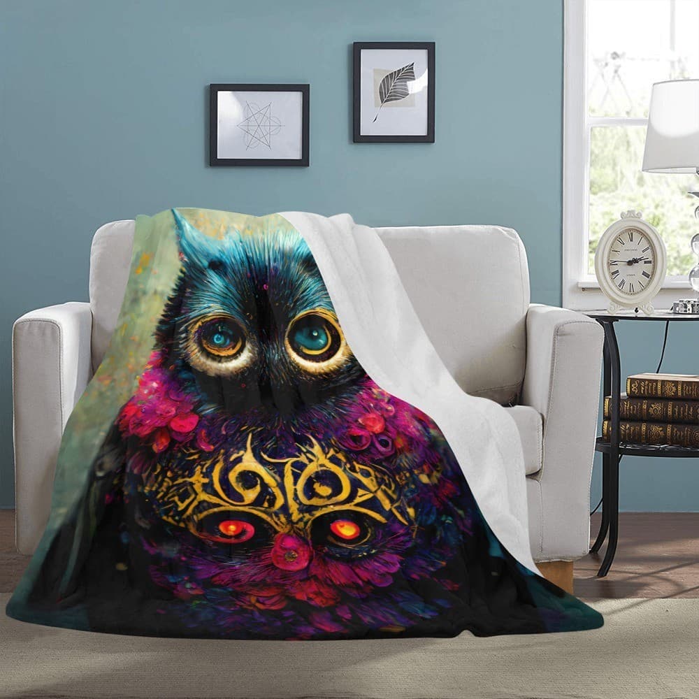 Colorful Owl Fleece Blanket 60x80 – Cozy Gothic Fantasy Throw, Gift for Owl Love - Thumbnail 4
