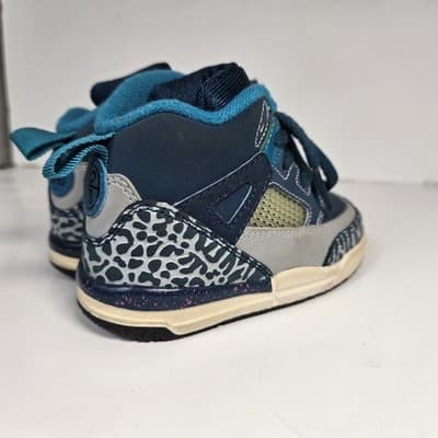 Jordan Spizike Space Blue Fusion Pink Tropical Teal Size 5C - Thumbnail 2