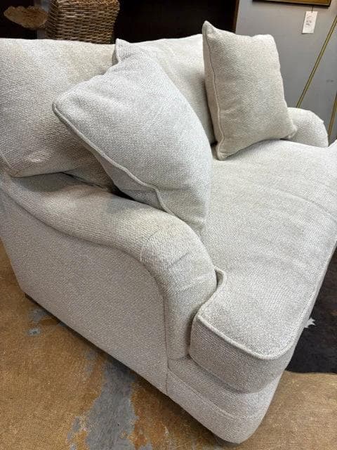 Bernhardt Tarleton Cream Chair & a Half with 2 Downfilled Pillows - Thumbnail 2