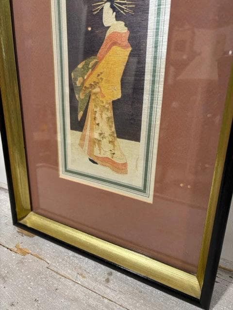 Geisha Girl On Silk In Yellow Dress In Black And Gold Frame Artwork - Thumbnail 2