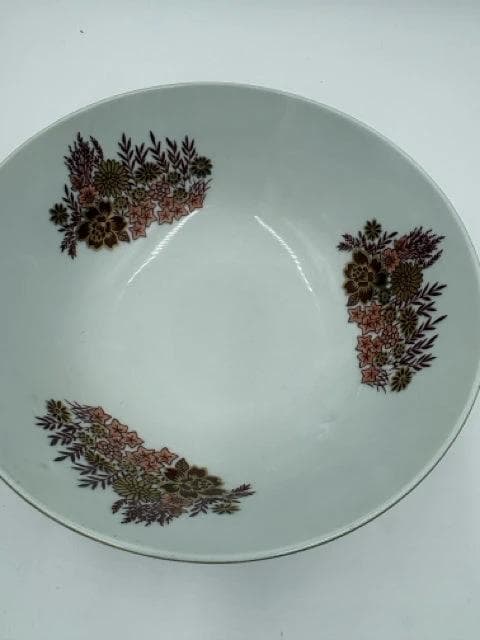 Imari Red Lotus Porcelain Bowl - Thumbnail 2