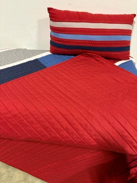 Full/Queen Red, White, Blue And Taupe Quilt Set - Thumbnail 2