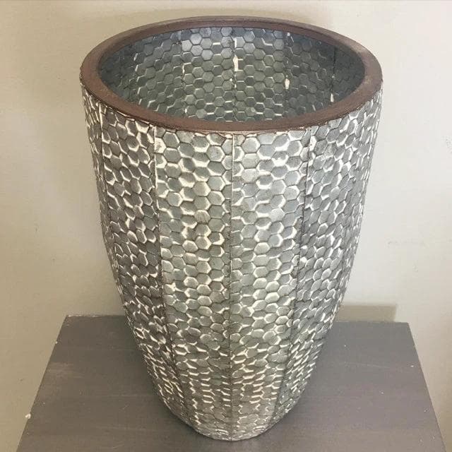 *NEW* Small Ceramic Vase In Charcoal - Thumbnail 4