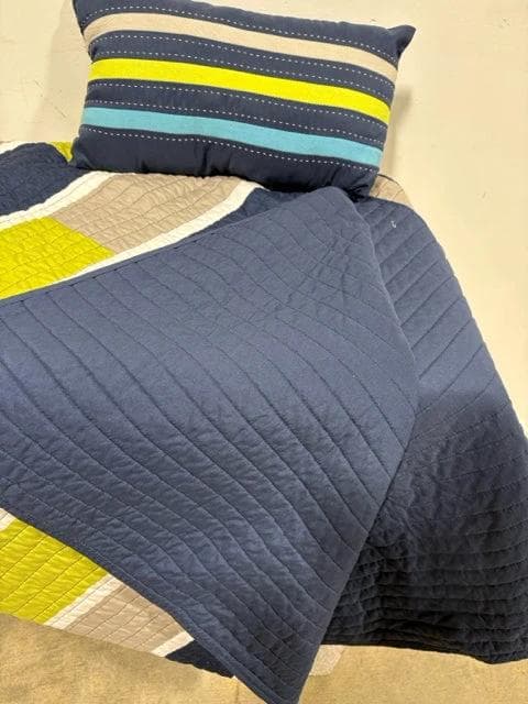 Full/Queen Blue, Teal, Lime And Taupe Quilt Set - Thumbnail 2