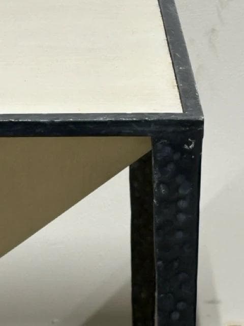 Gabby Home Elway Metal Base Accent Table - Thumbnail 3
