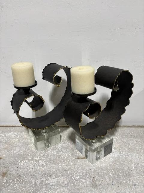 Set Of 2 Metal Curved Candleholders With Lucite Base