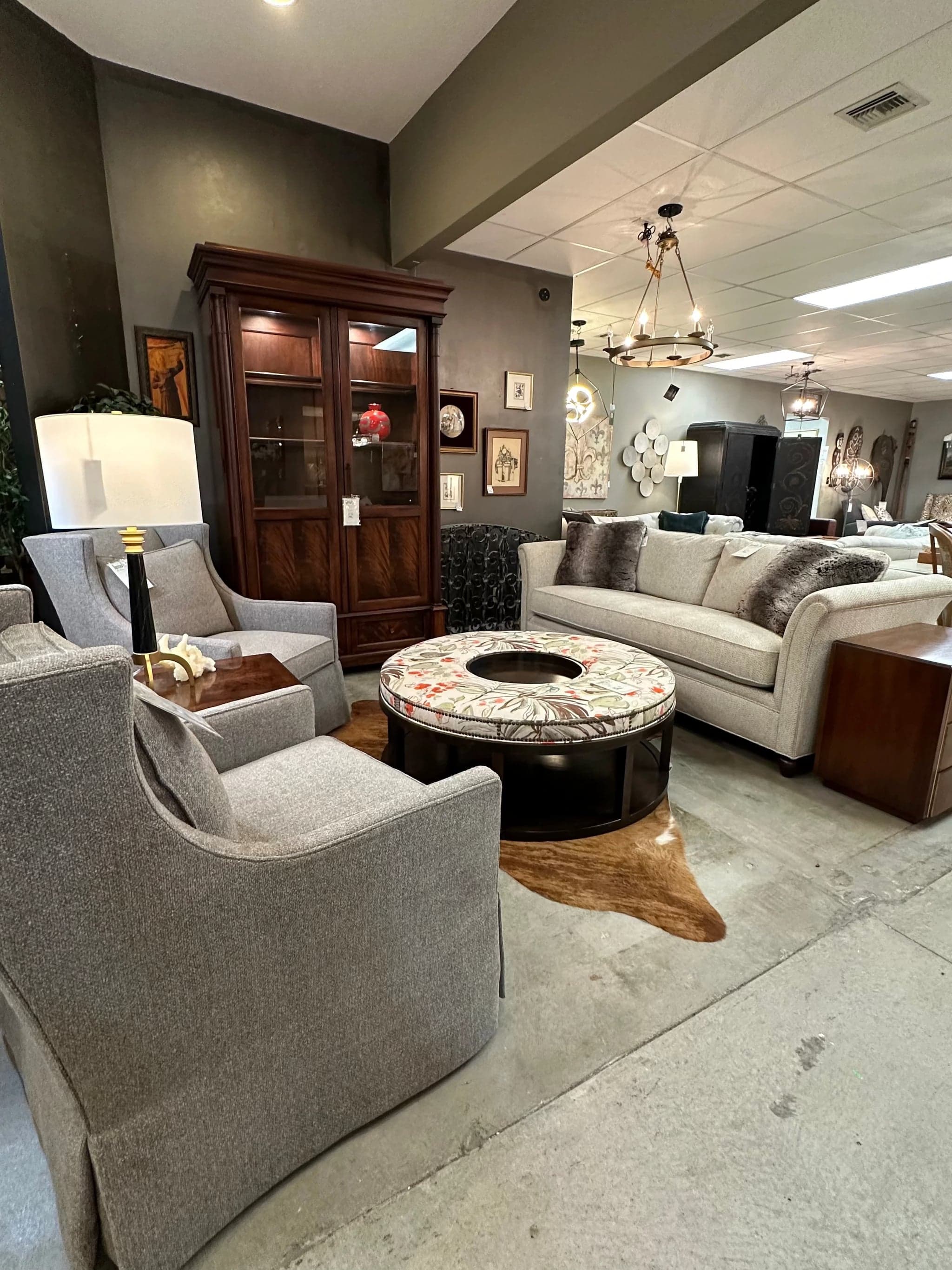 Custom  Round Upholstered Ottoman With Wooden Base, Tray And Nailheads - Thumbnail 4
