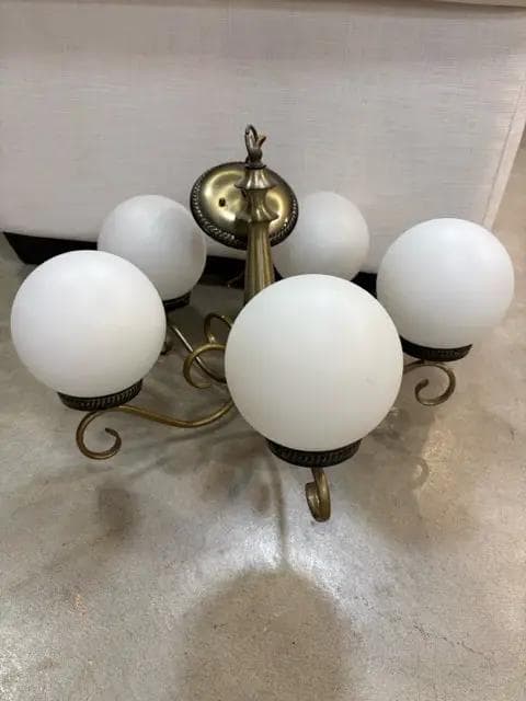 Gold Metal Light Fixture With 5 Glass Globes