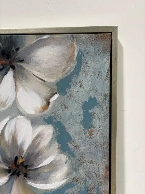 White Floral Canvas Framed Artwork - Thumbnail 2