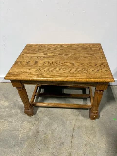 Heirloom Enterprises Oak End Table with Bottom Slat Shelf