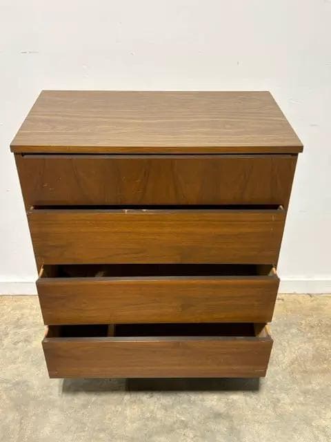 Ward Furniture MCM 4 Drawer Dresser - Thumbnail 3