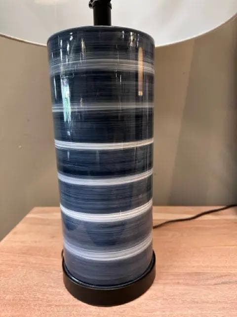 Blue And White Ceramic Table Lamp With White Shade - Thumbnail 2