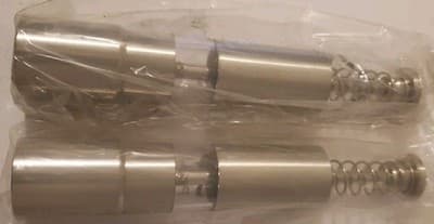 Stainless steel salt and pepper grinder set. - Thumbnail 2