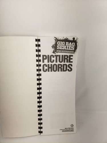 Gig Bag Series For Guitars Picture Chords Book - Thumbnail 3