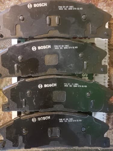 BOSCH BC1611 QuietCast Premium Ceramic Disc Brake Pad Set - Front - Ford/Lincoln - Thumbnail 2