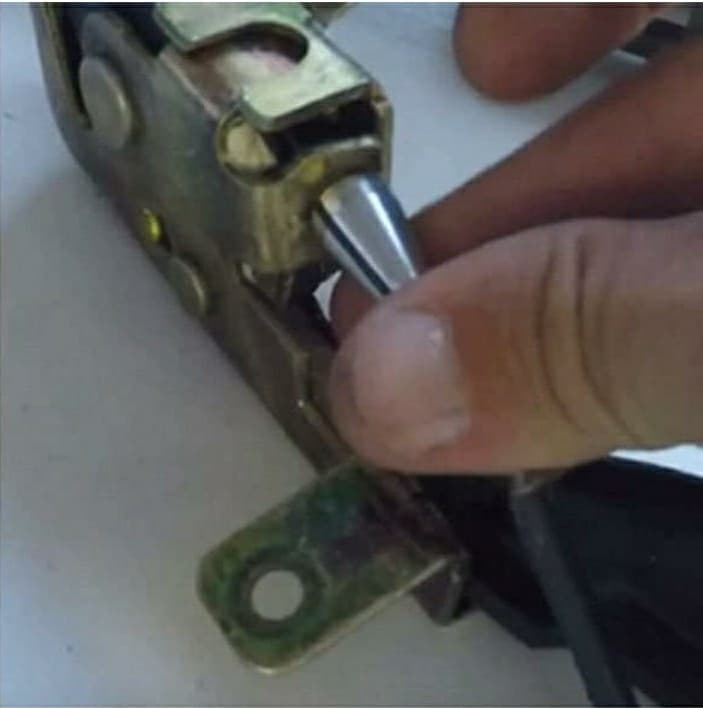 Car Door OEM Cable Fix Part for F-series, E-series, Ranger, Expedition,... - Thumbnail 9