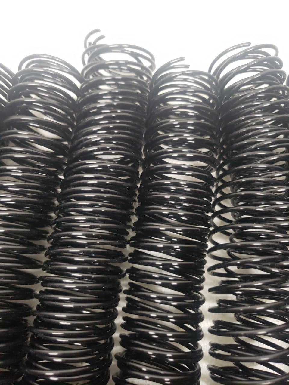 13mm1/2" Plastic Spiral Binding Coils 50 Pcs Binding Spirals 105 Sheet Capaci... - Thumbnail 2