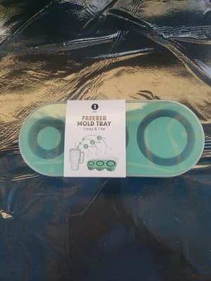 *Ice Mold for Stanley Cup, Silicone Cube Tray & Lid Green