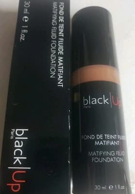 Black Up Magnifying Fluid Foundation Shade Is NFL 11