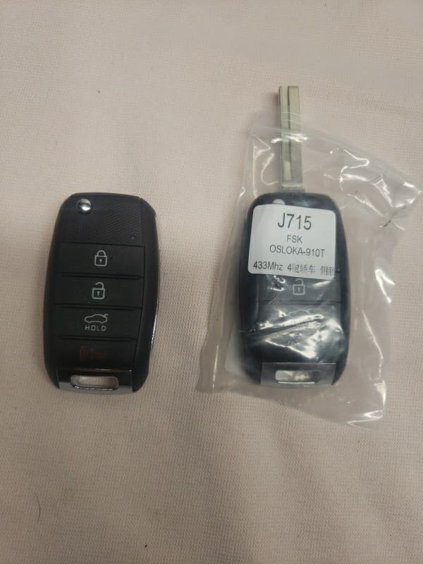 To Suit KIA 3 Button Flip Remote/Key housing HYN14R