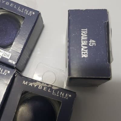 Maybelline Color Tattoo Eyeshadow in Midnight Blue - Thumbnail 2